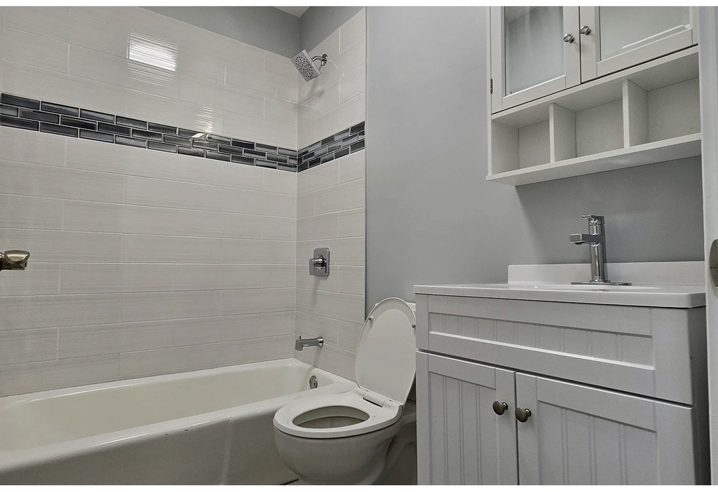 923 W Waveland Avenue - Photo 13