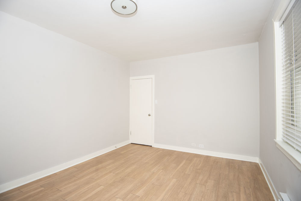 511 W Belmont Avenue - Photo 7