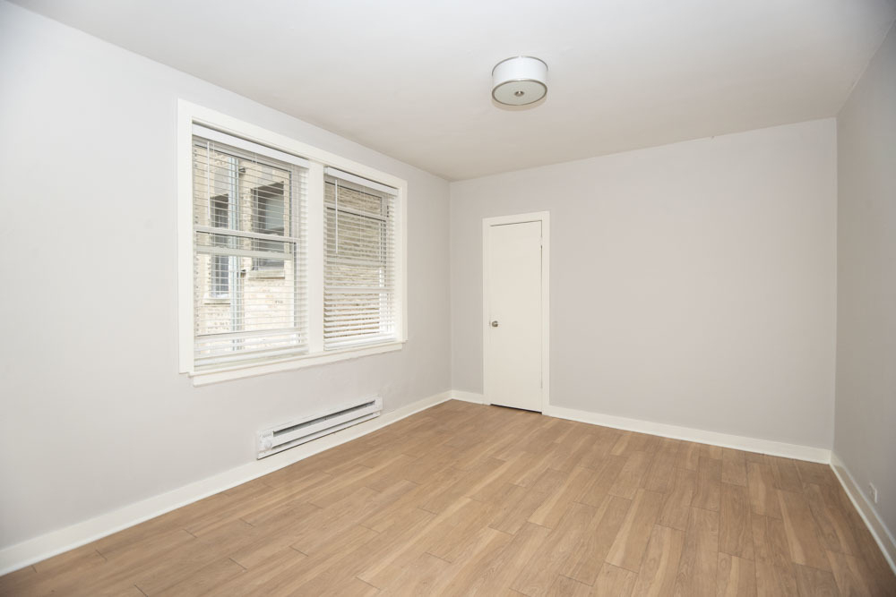 511 W Belmont Avenue - Photo 5