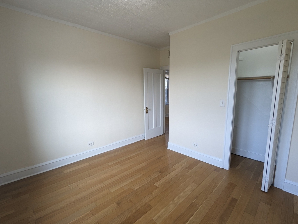 3533 W Fullerton Avenue - Photo 7