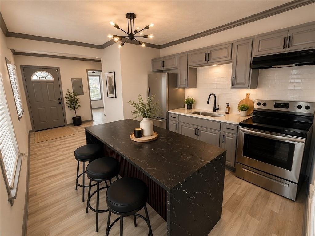 2110 Newnan Street - Photo 1