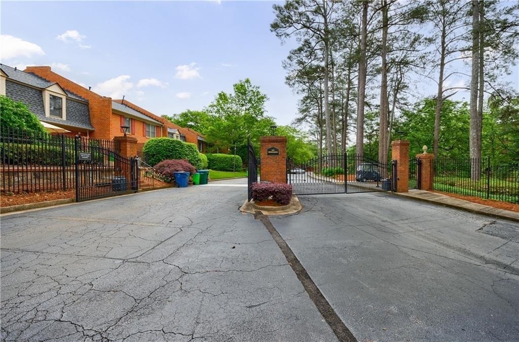 27306 Plantation Drive Ne - Photo 1