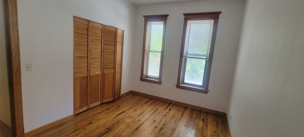 3420 N Paulina Street - Photo 7