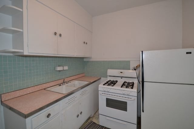5021 N Winchester Avenue - Photo 2