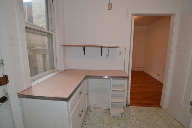 5021 N Winchester Avenue - Photo 4