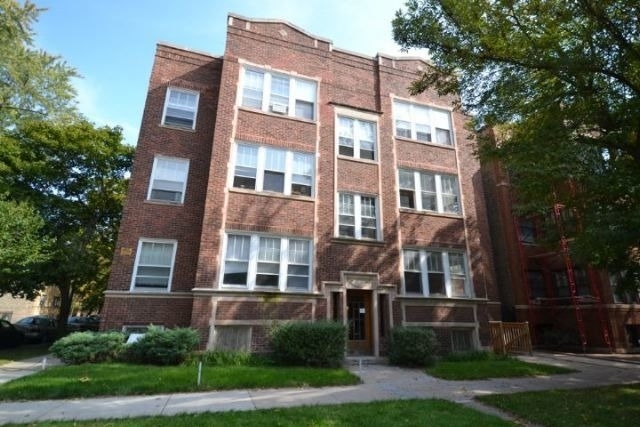 5023 N Winchester Avenue - Photo 1