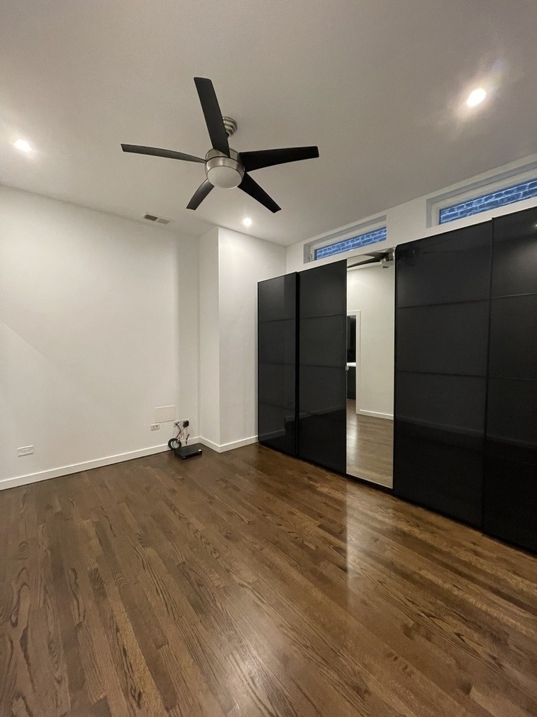 1451 N Ashland Avenue - Photo 8