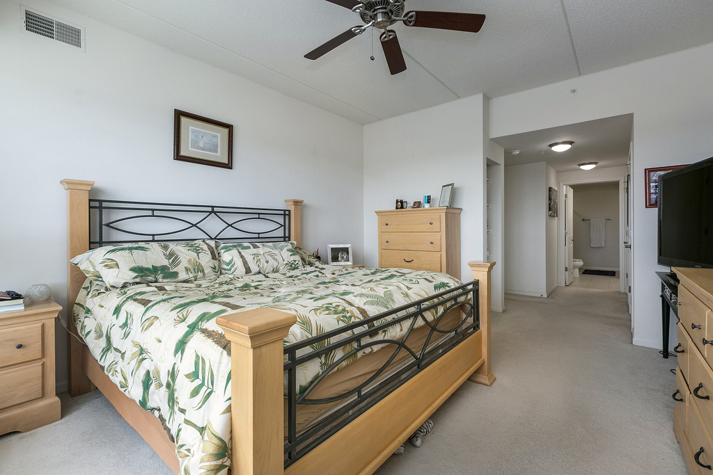 6420 Double Eagle Drive - Photo 7