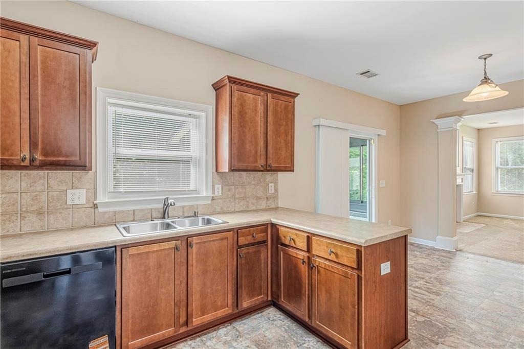 1807 Preserve Creek Way - Photo 8