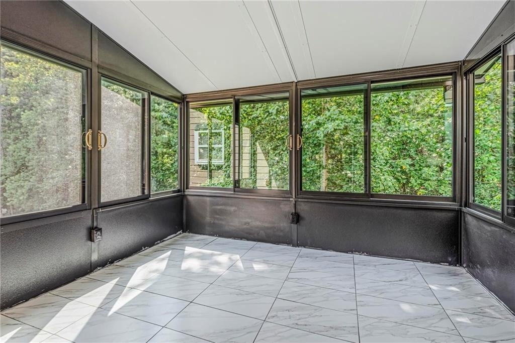1807 Preserve Creek Way - Photo 11