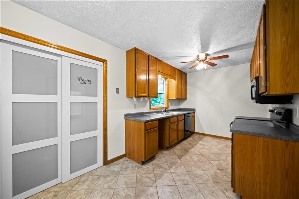 5405 Iris Drive Sw - Photo 5