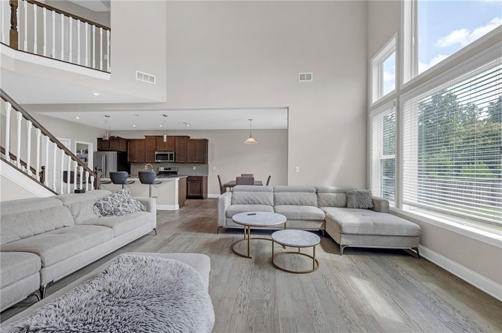 1645 Hillcrest Drive - Photo 9
