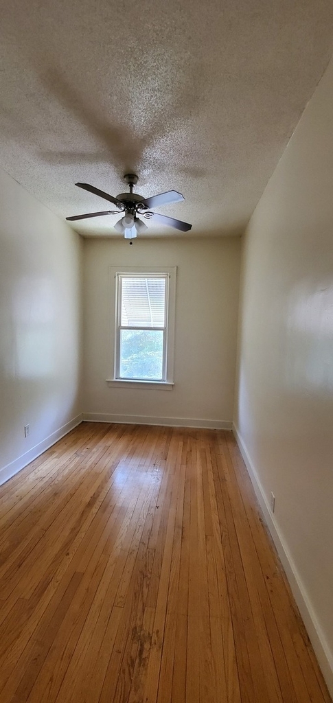 1631 Buena Vista Avenue - Photo 5