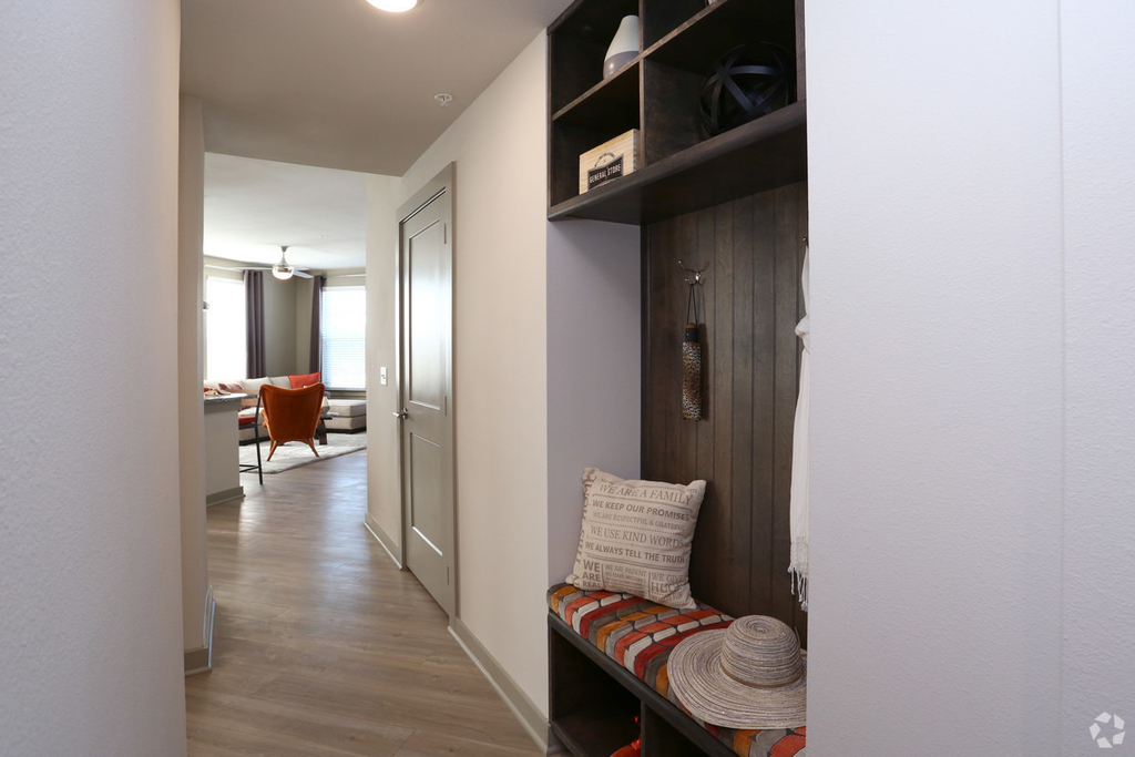670 E Algonquin Road - Photo 11