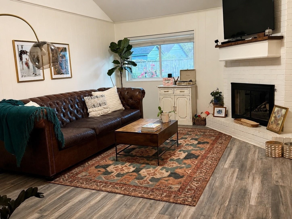 5815 Hoover Street - Photo 3