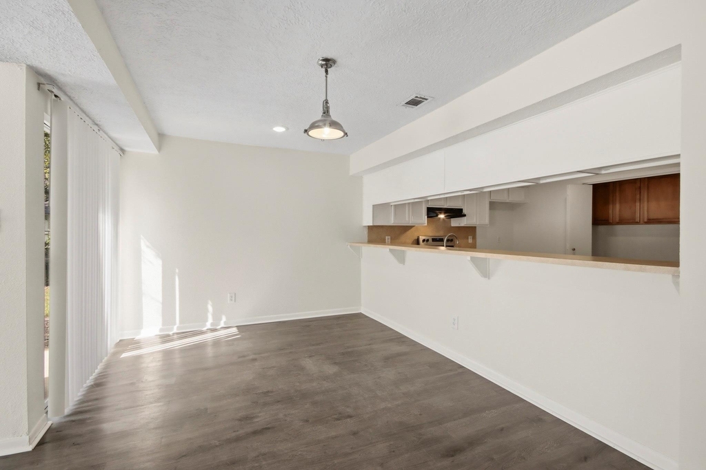 20315 Sunny Shores Drive - Photo 8