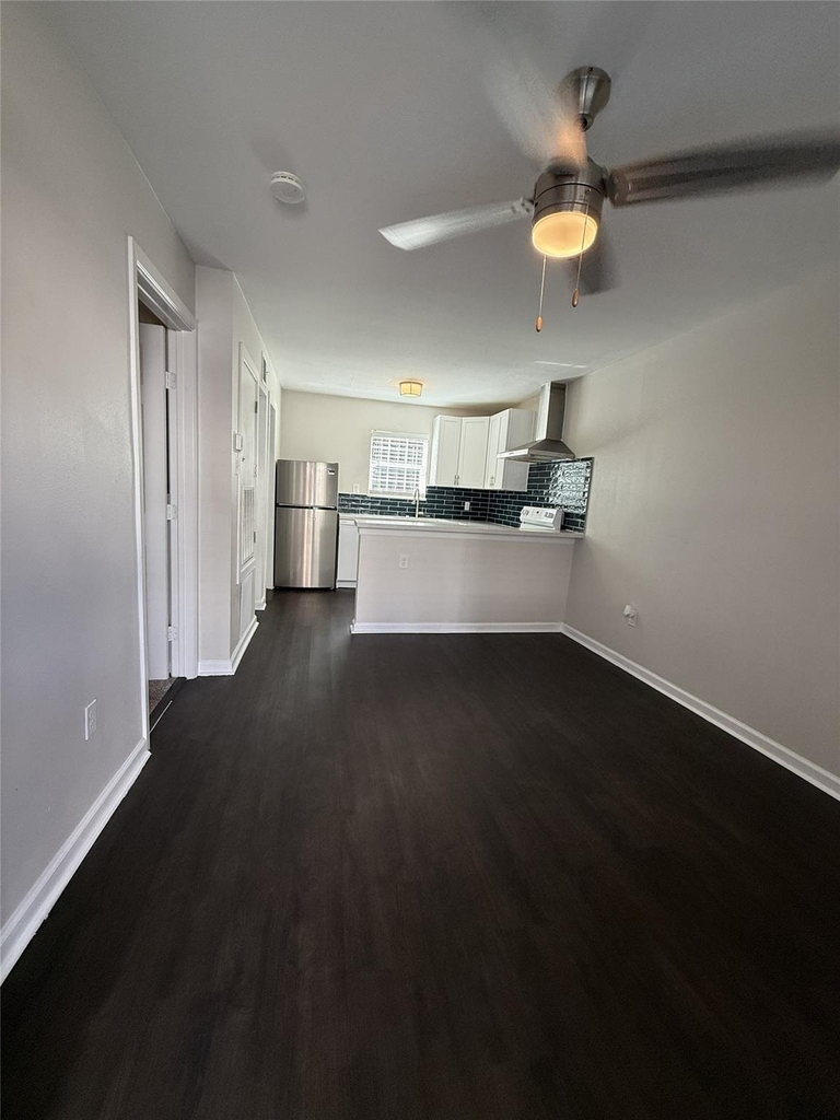 1824 Thonig Road - Photo 2