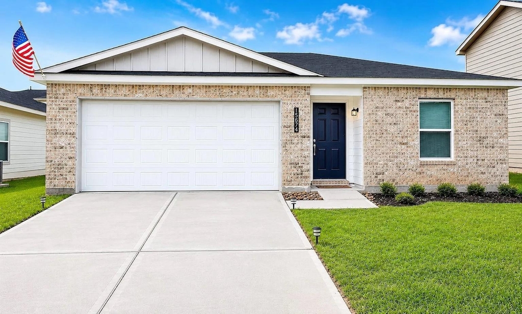 15674 Briar Forest Drive - Photo 0