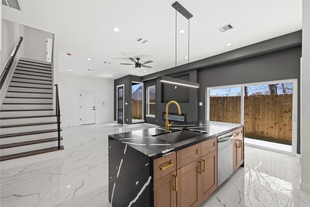 5110 Westover Street - Photo 0