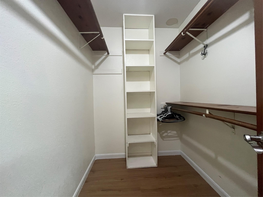 16454 Hickory Knoll Drive - Photo 10