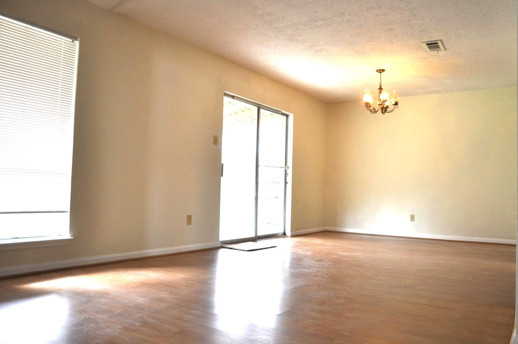 16454 Hickory Knoll Drive - Photo 5