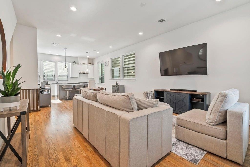 316 Jensen Drive - Photo 18