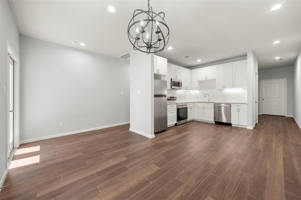 4933 Dalhart Drive - Photo 10