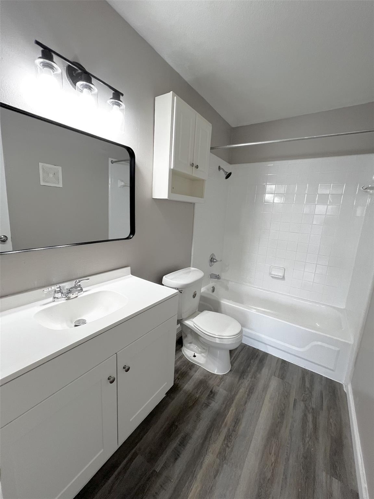9700 Leawood Boulevard - Photo 13
