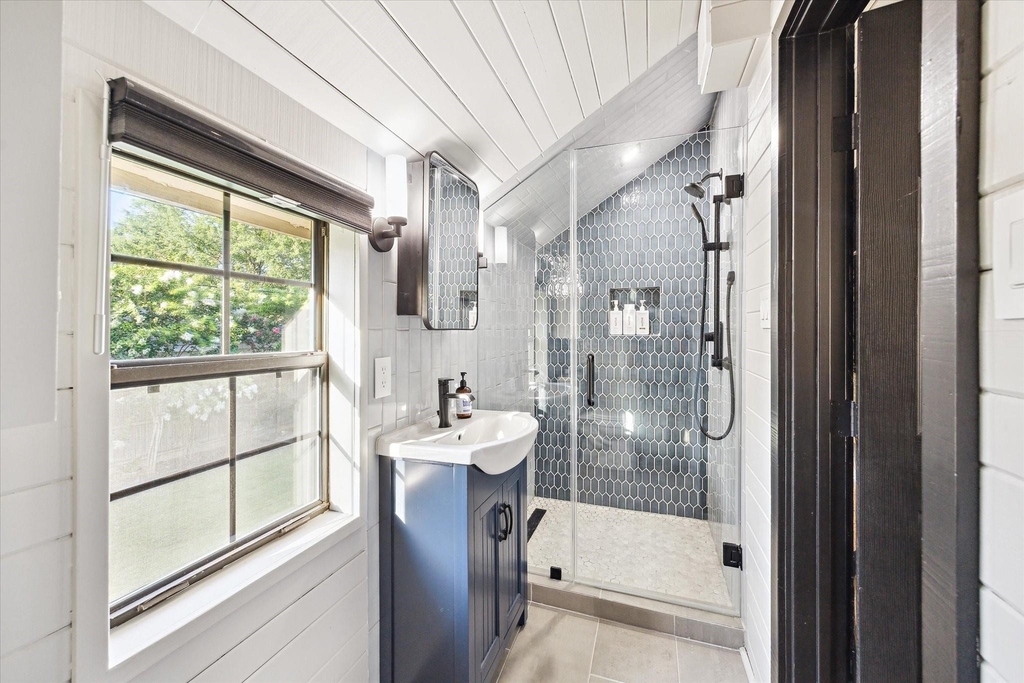 718 Garden Oaks Boulevard - Photo 27