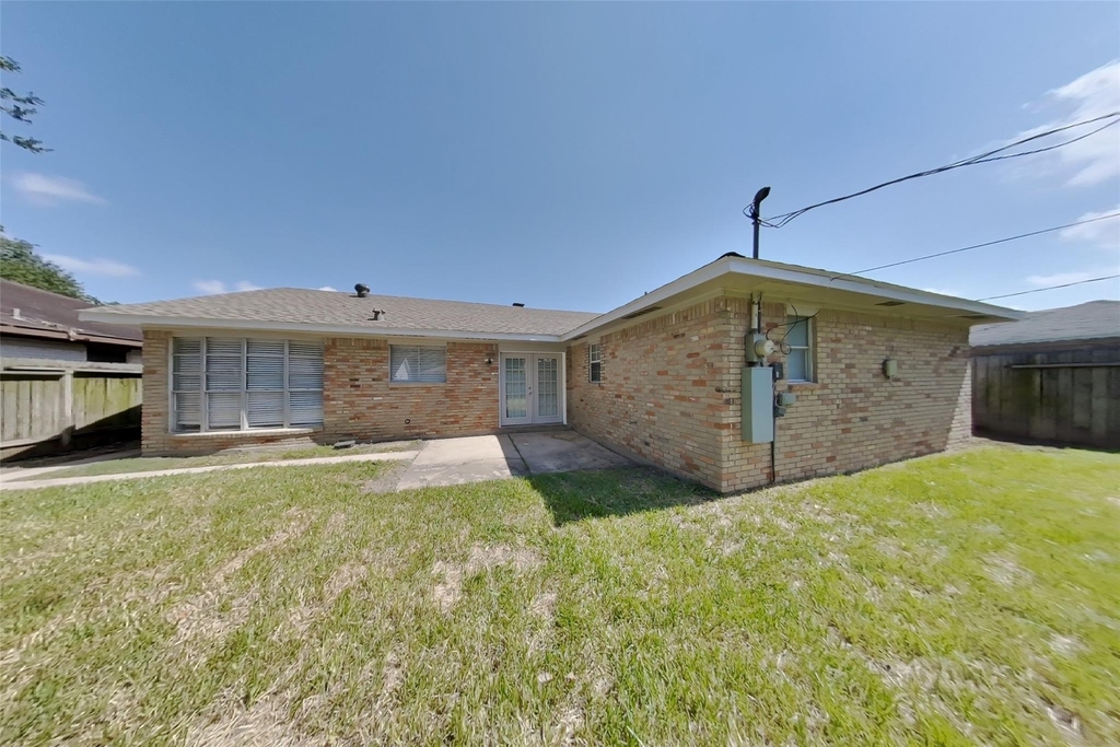 3815 Regency Drive - Photo 15