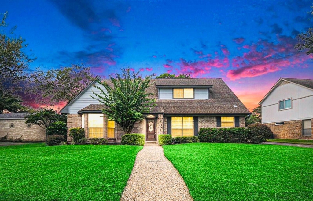 15014 Hollydale Drive - Photo 1