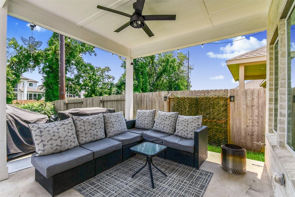8922 Stanley Oak Drive - Photo 4