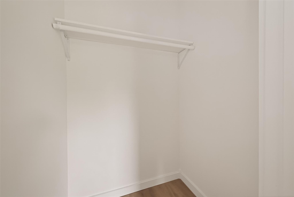 3922 Alsace Street - Photo 18