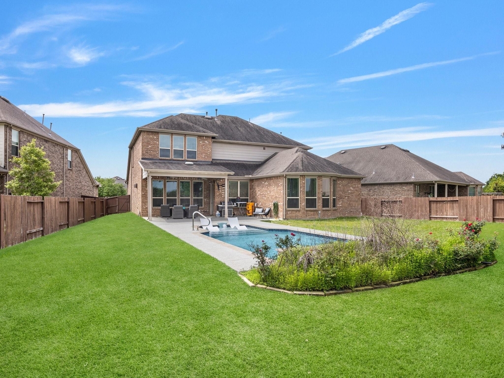 24910 Meadowthorn Crest Lane - Photo 0