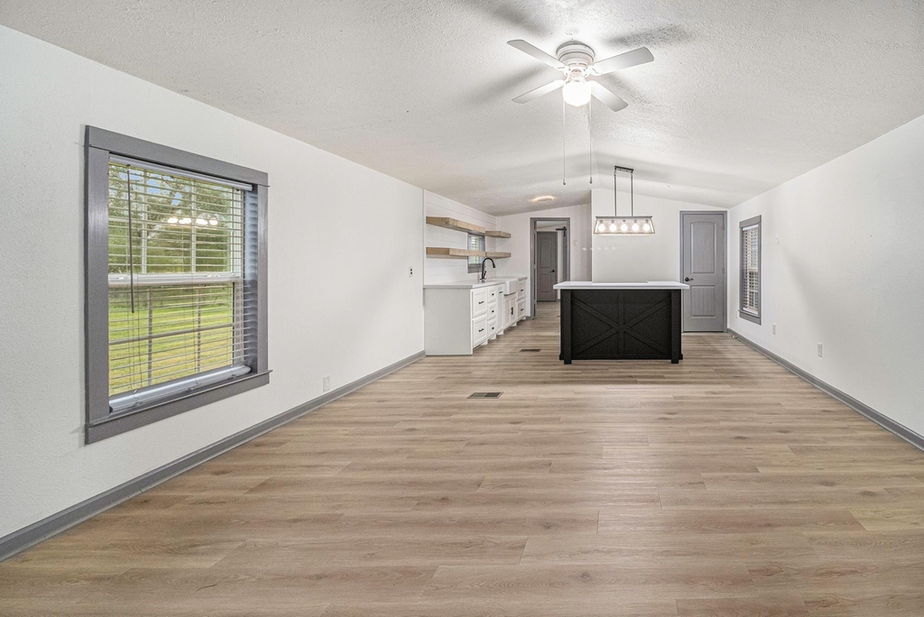 6506 N Martin Luther King Avenue - Photo 3