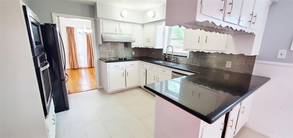 5630 Edith Street - Photo 5