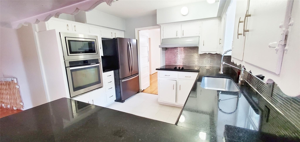 5630 Edith Street - Photo 6