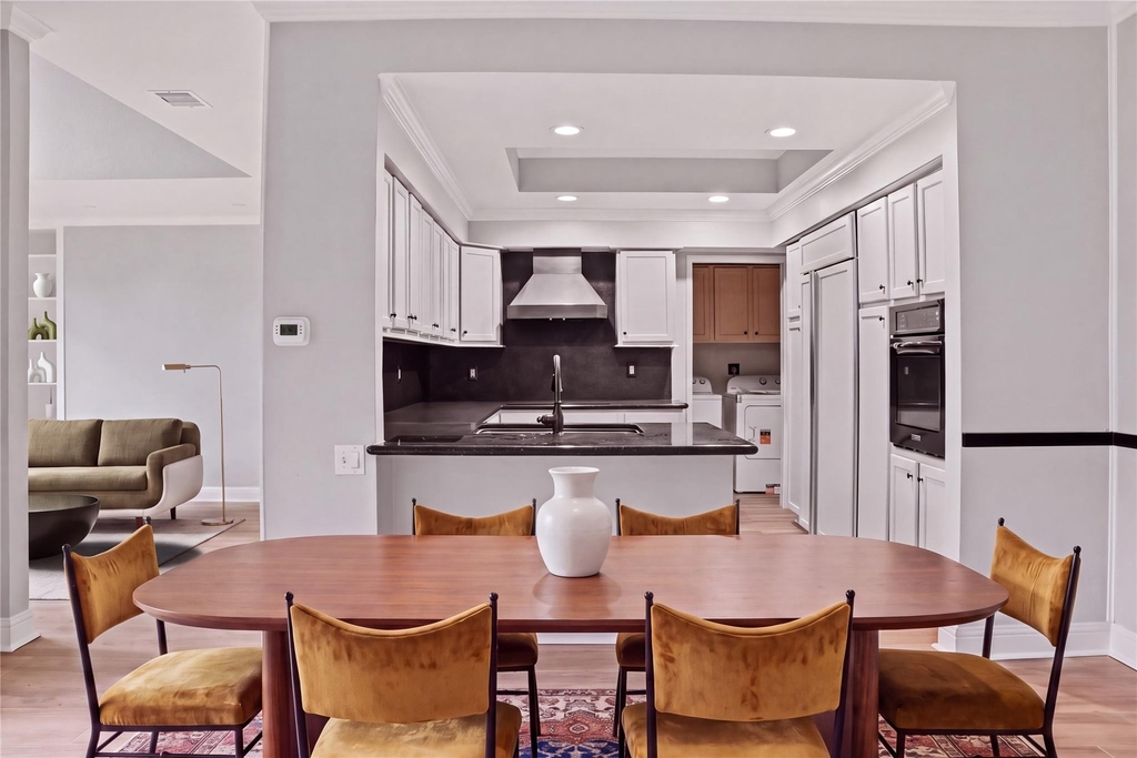 102 Litchfield Lane - Photo 3