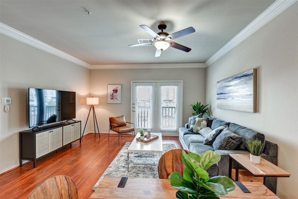 2400 Mccue Road - Photo 0