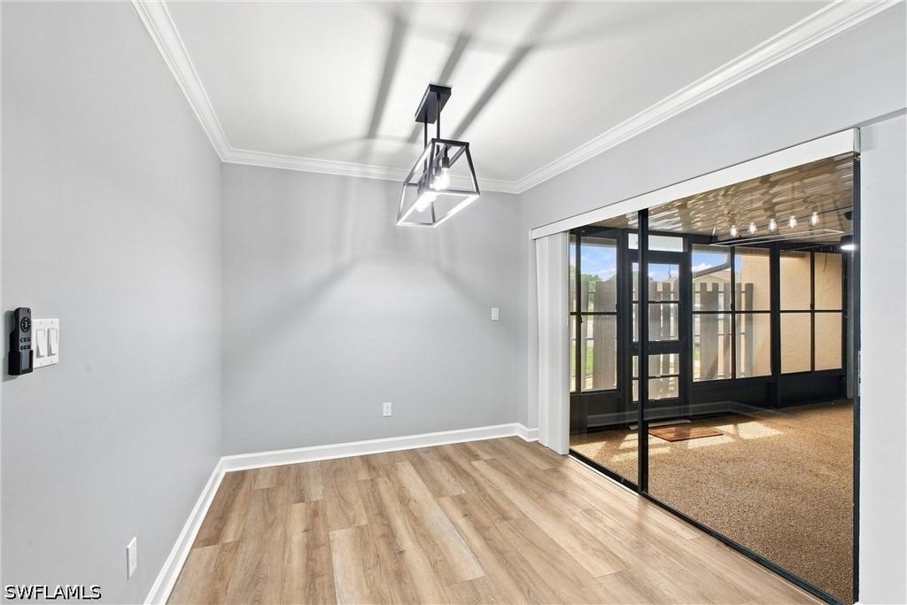 646 Se 12th Court - Photo 11
