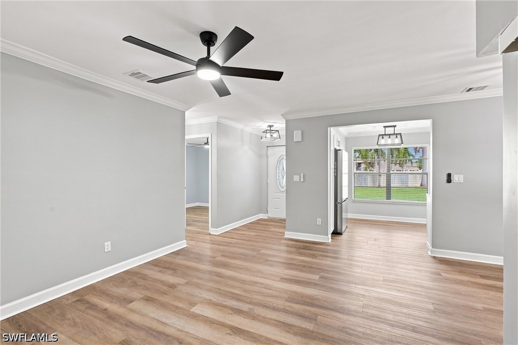 646 Se 12th Court - Photo 9