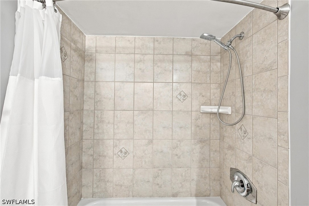 646 Se 12th Court - Photo 24
