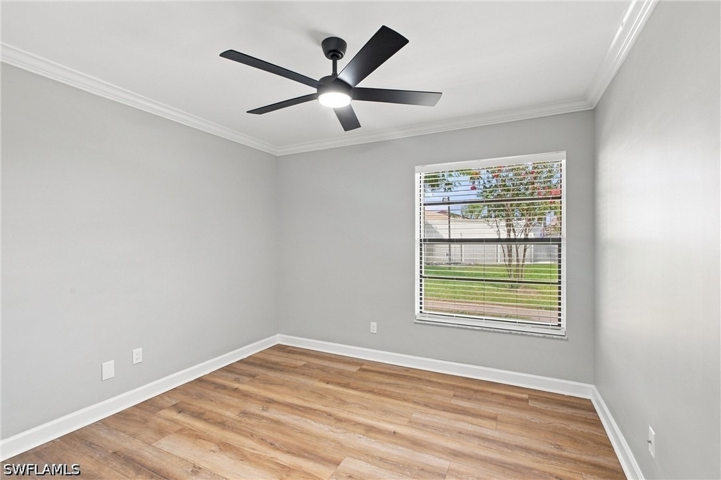 646 Se 12th Court - Photo 21
