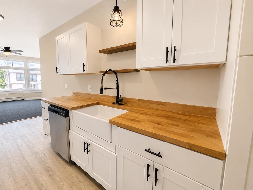 408 Central - Photo 2