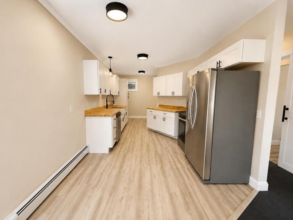 408 Central - Photo 1