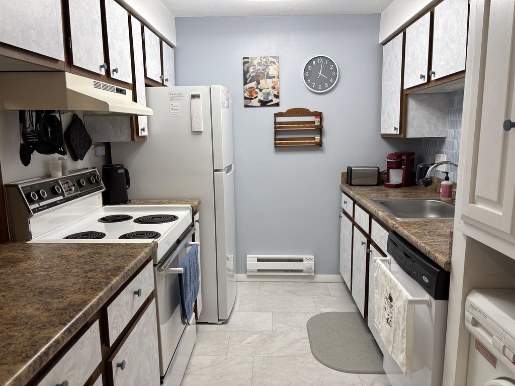 18 Windsor Hill - Photo 8