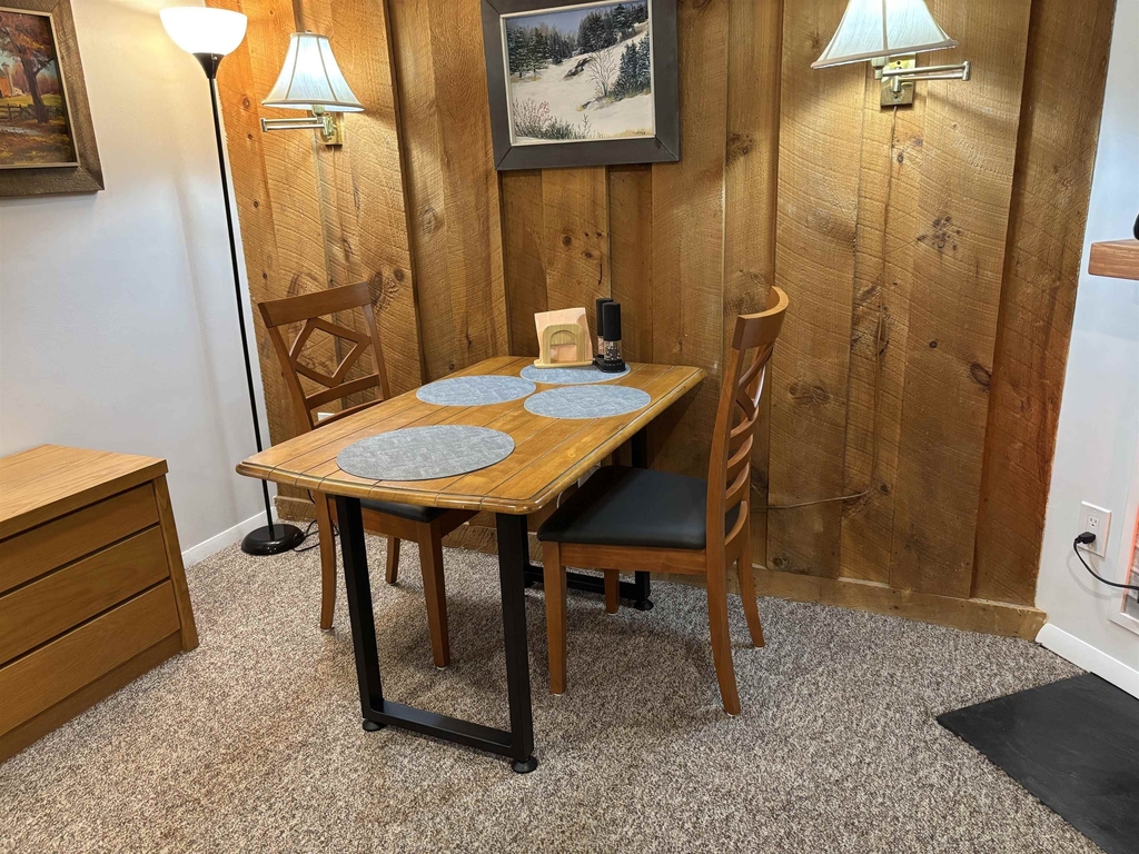 18 Windsor Hill - Photo 5