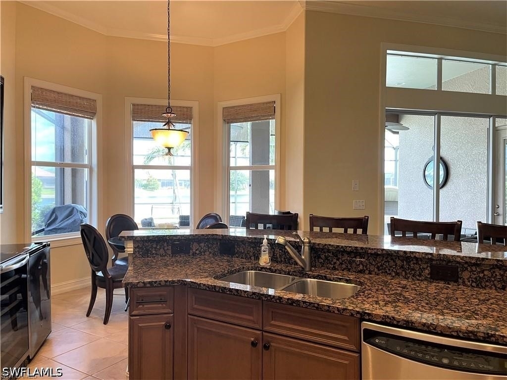 6557 Caldecott Drive - Photo 7