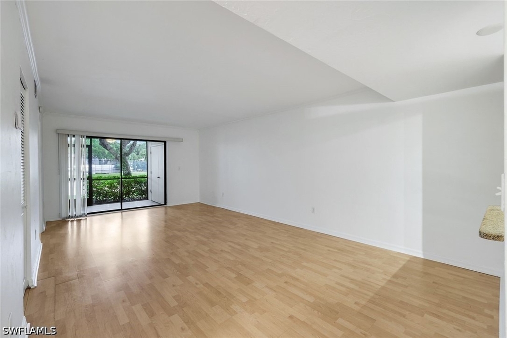 28161 Pine Haven Way - Photo 2