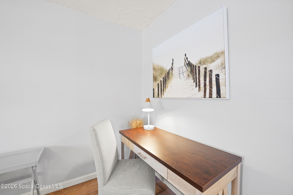 299 E Central Boulevard - Photo 4